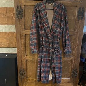 EUC LL Bean Men’s Scotch Plaid Sherpa-Lined Robe in Grey Stewart, Sz XL